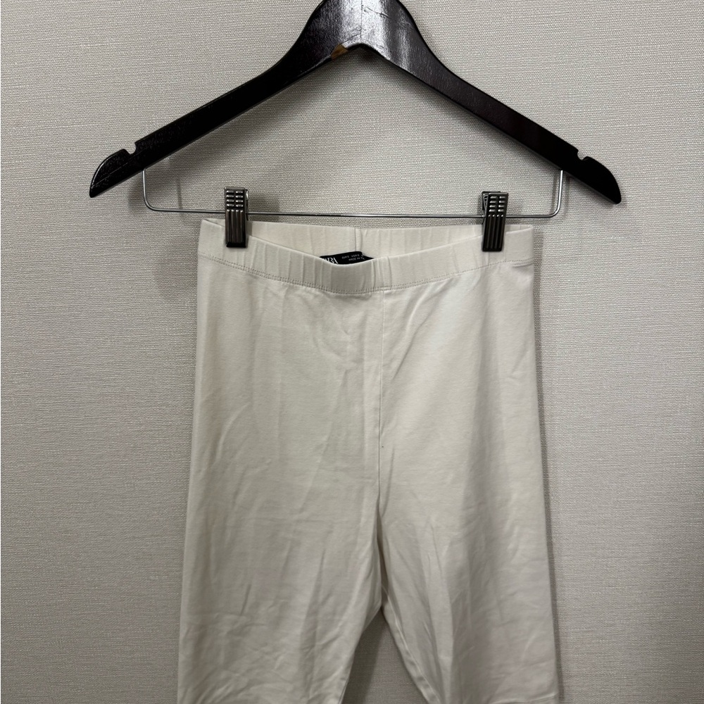 Zara Women’s Cream Biker Shorts